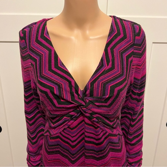 Cache Dress - Picture 1 of 8